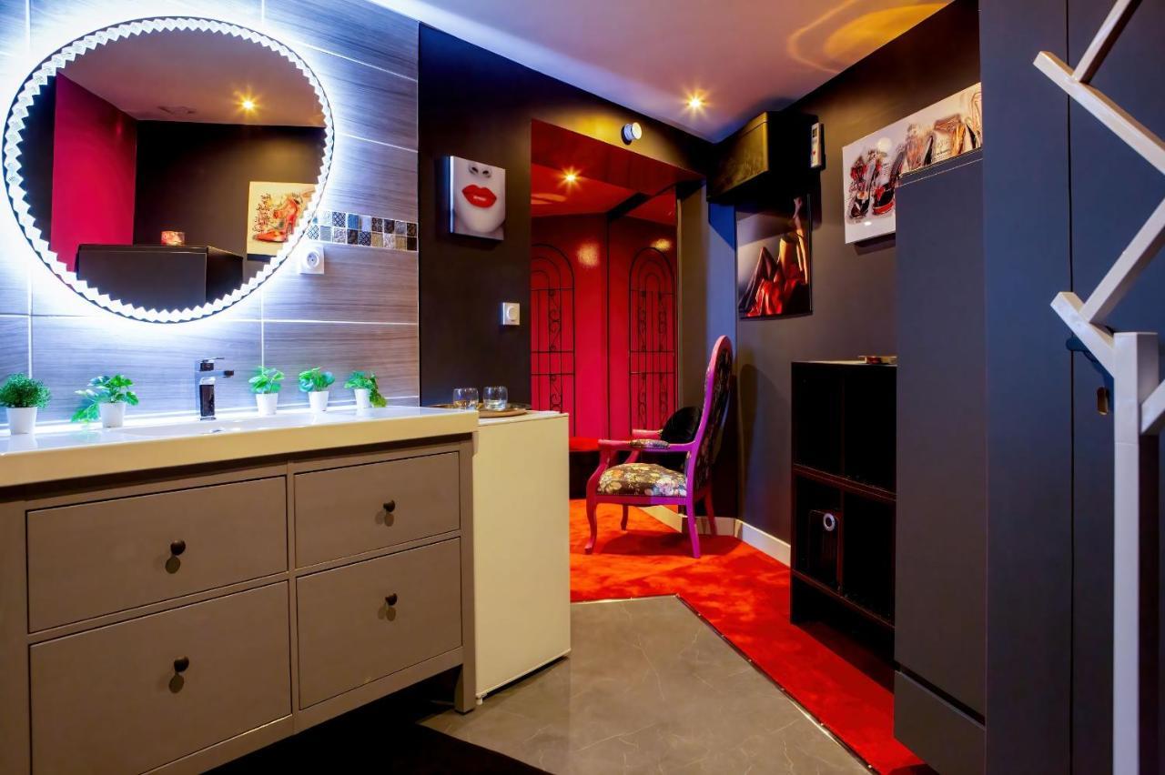 Suite Miroirs Love Hotel Тулуза Экстерьер фото