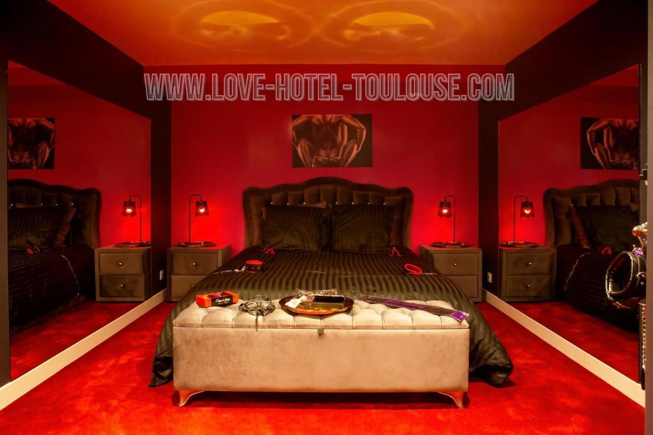 Suite Miroirs Love Hotel Тулуза Экстерьер фото